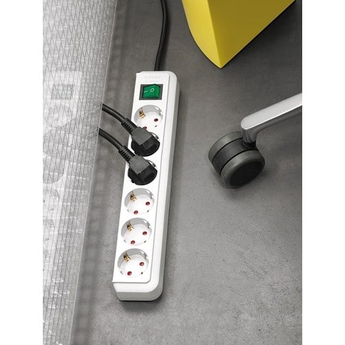 BRENNENSTUHL Steckdosenleiste Eco Line 16 A 250 V Steckd.8 3m H05VV-F 3x1,5 mm² BRENNENSTUHL