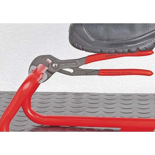 KNIPEX Wasserpumpenzange Cobra® L.180mm Spann-W.36mm verchr.Ku.-Überzug KNIPEX