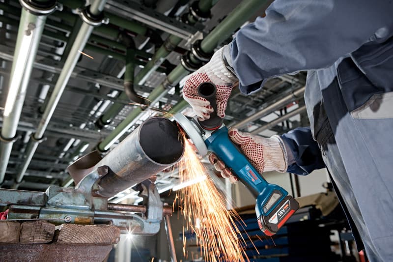 BOSCH Akku-Winkelschleifer mit X-LOCK GWX 18V-10 P