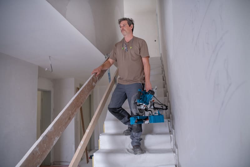 BOSCH Kapp- und Gehrungssäge GCM 305-216 D