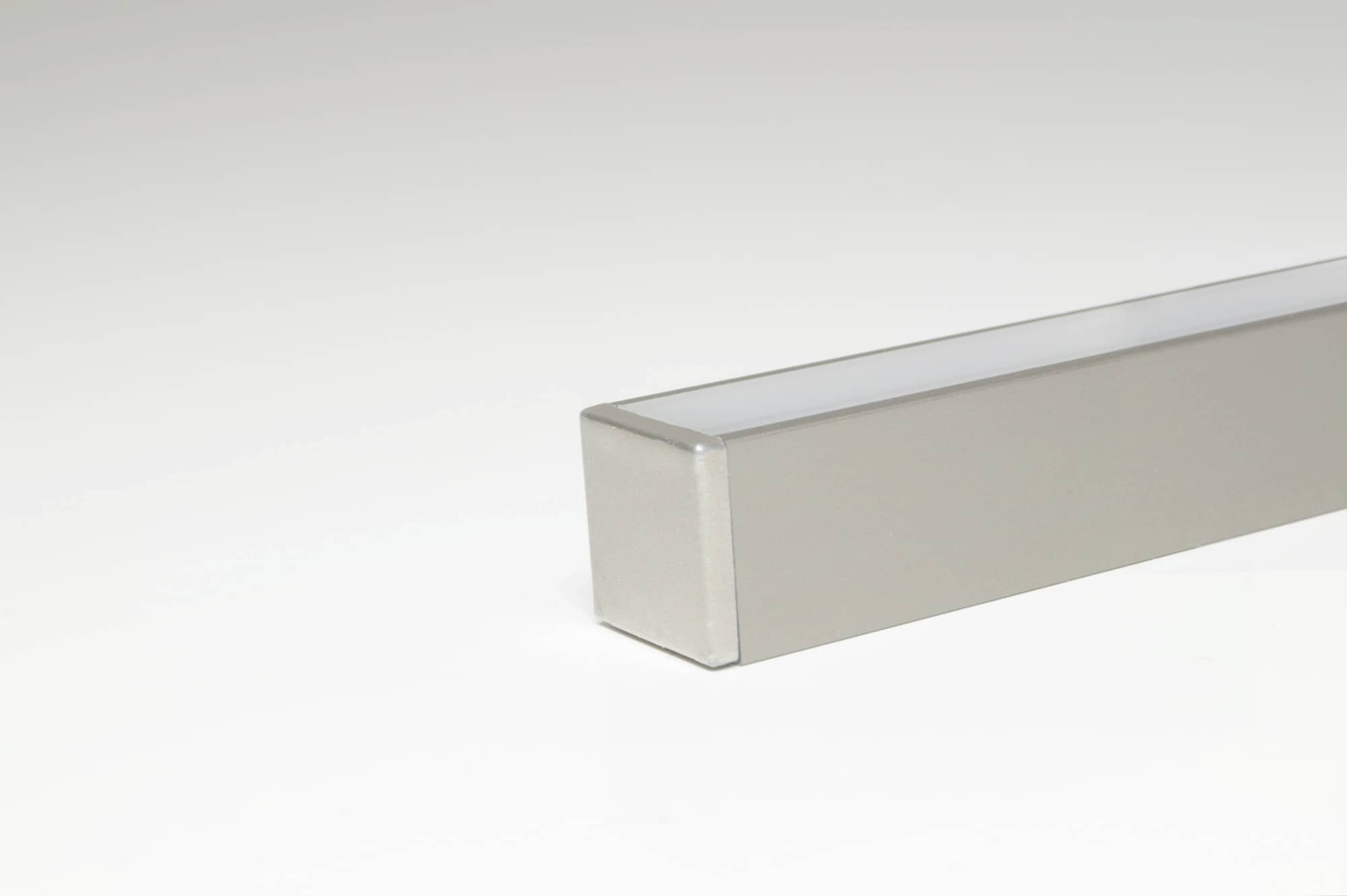 L&S LED Leuchtprofil Bali 15x14 Aufbau Aluminium EV1 L:2500 mm