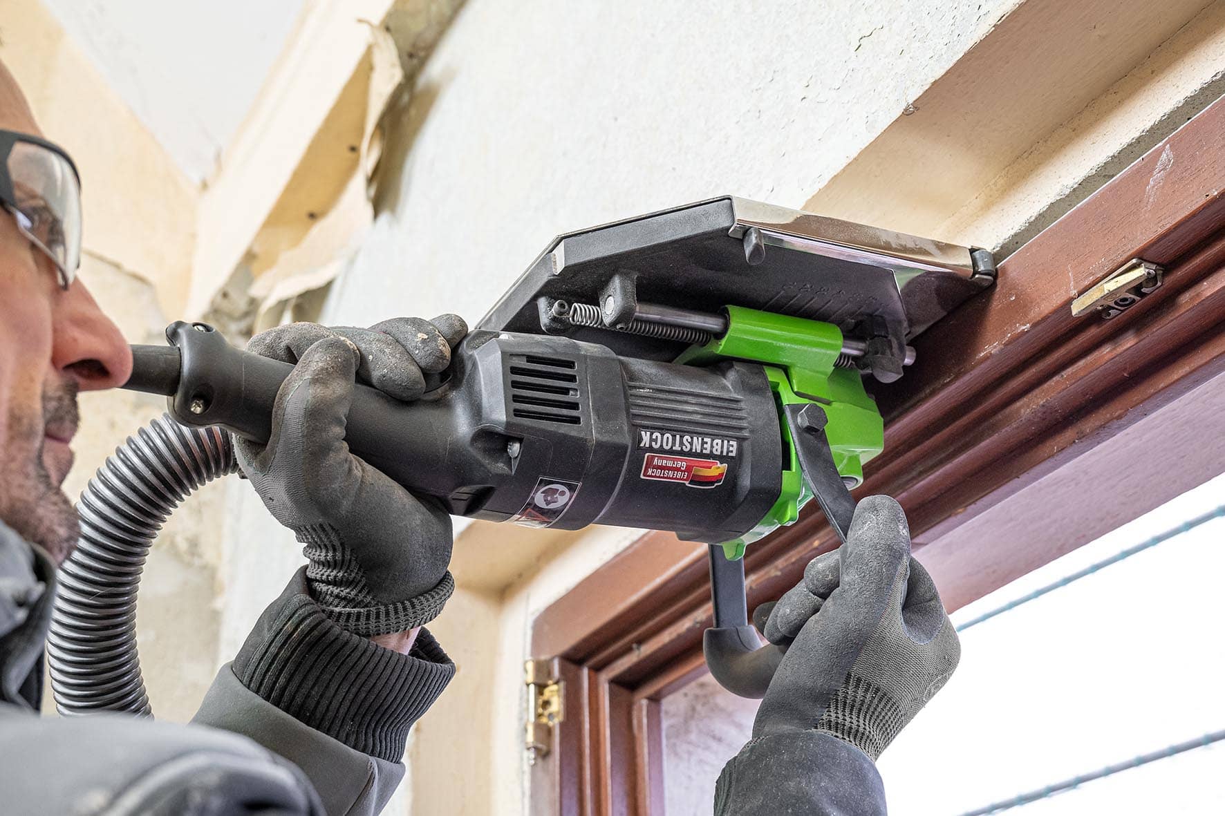EIBENSTOCK EFS 200 Fenster-Sanierungssäge