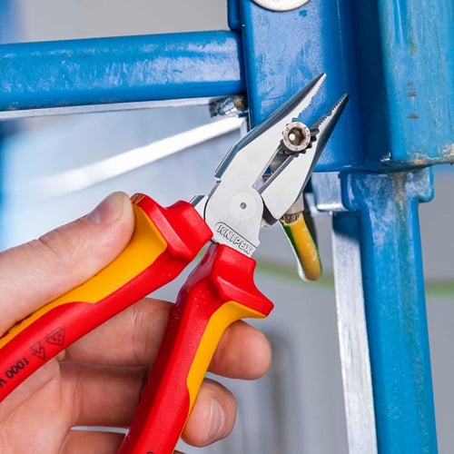 KNIPEX Spitzkombizange L.185mm pol.Mehrkomp.-Hülle verchr.VDE KNIPEX