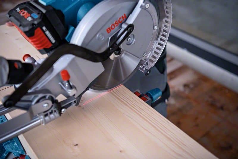 BOSCH Akku-Kapp- und Gehrungssäge BITURBO GCM 18V-254 D