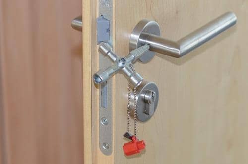 SCHUEBO Schaltschrankschlüssel 820 M03 13 Funktionen m.Bitadapter SCHUEBO