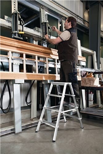GÜNZBURGER Stufenstehleiter 2x5 Stufen Alu.Gesamt-H.1160mm Stufen-Holmverbindung geschraubt