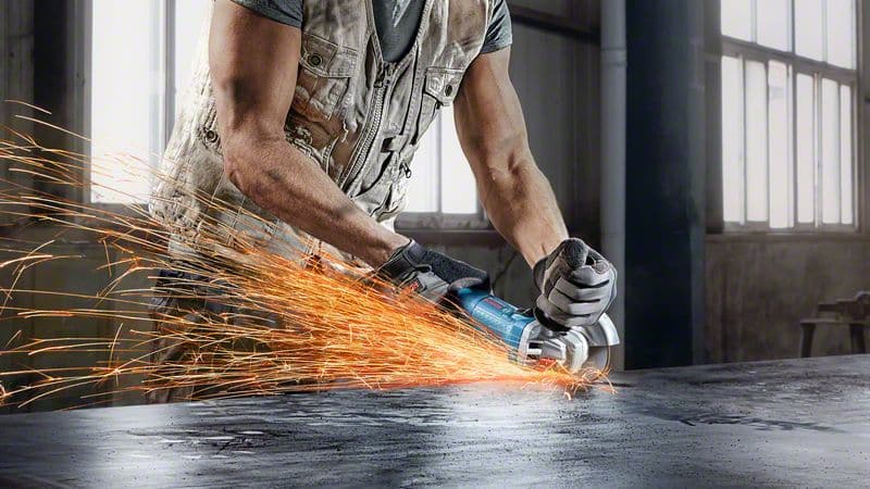 BOSCH Combo Kit: 2-tlg. Winkelschleifer-Set: GWS 22-230 J + GWS 880