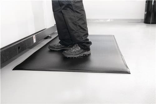 COBA Arbeitsplatzbodenbelag Fertigmatte L1500xB900xS9mm schwarz/gelb PVC