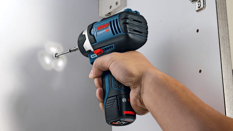 BOSCH Akku-Drehschlagschrauber GDR 12V-105, Solo Version, L-BOXX