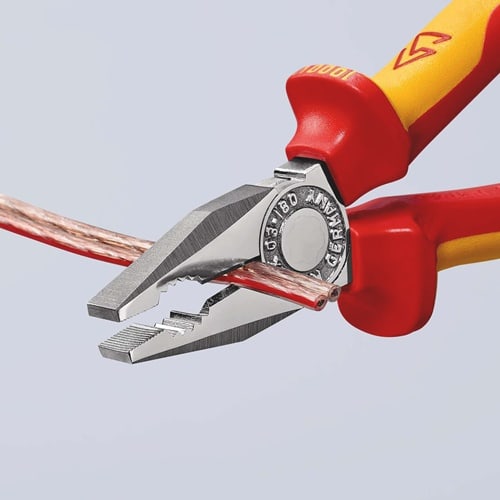 KNIPEX Kombizange L.180mm Mehrkomp.-Hüllen verchr.VDE m.Öse KNIPEX