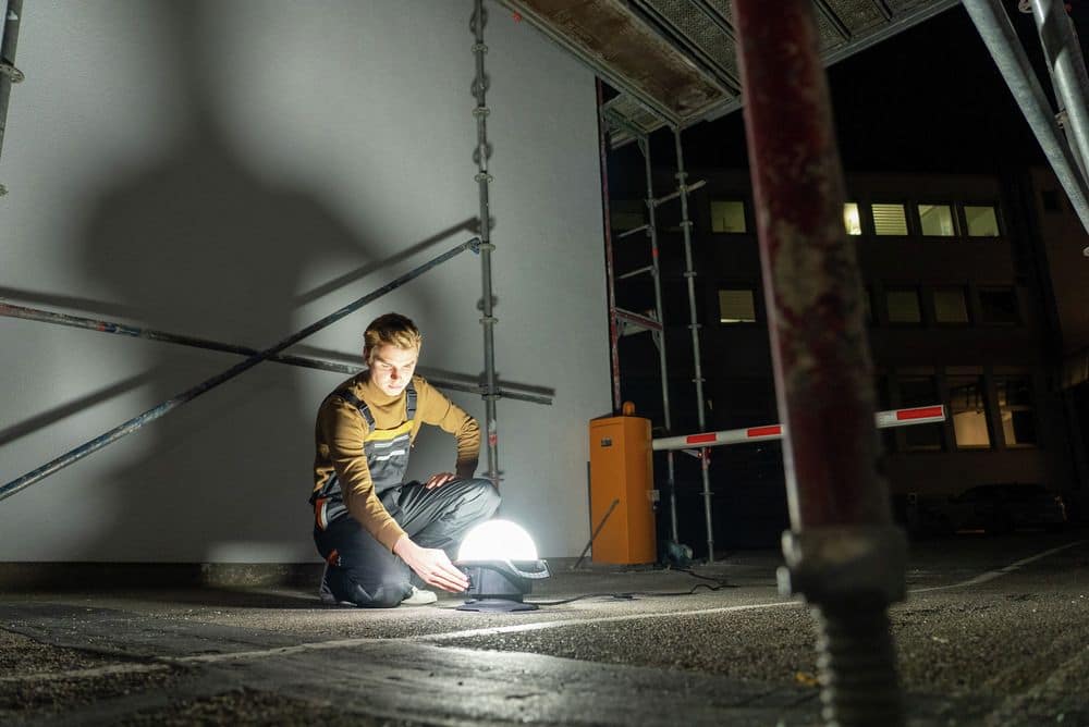 ANSMANN Arbeitsleuchte Ball Light 360° kabelgebunden