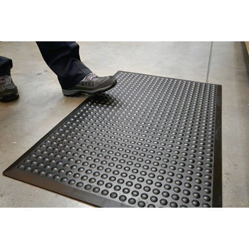 COBA Arbeitsplatzbodenbelag Fertigmatte L1200xB900xS14mm schwarz SBR-Gummi COBA