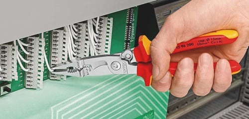 KNIPEX Elektroinstallationszange L.200mm VDE verchr.Mehrkomp.-Hüllen m.Öffnungsf.m.Öse