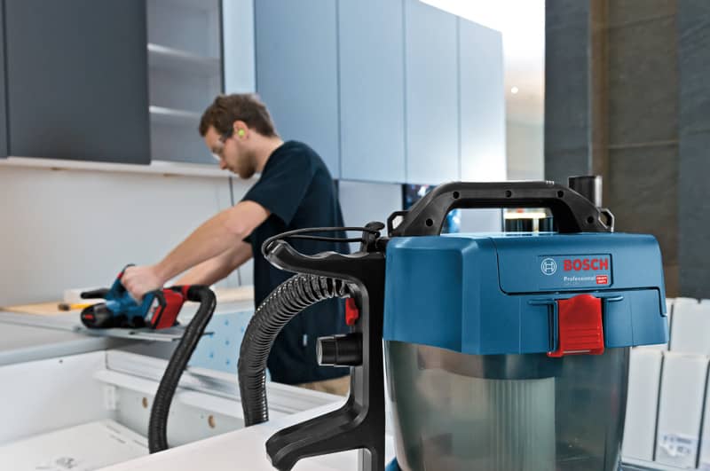 BOSCH Akku-Staubsauger GAS 18V-10 L, Solo Version, mit Elektrowerkzeugadapter