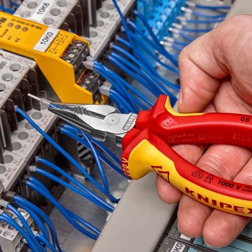 KNIPEX Spitzkombizange L.145mm Mehrkomp.-Hülle verchr.VDE KNIPEX