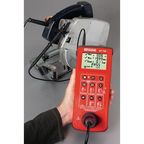 BENNING Gerätetester ST 725 Batterie-/Netzbetrieb L270xB115xH55mm BENNING