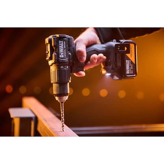 DEWALT® x McLaren F1 Team 18V XR® Brushless Schlagbohrschrauber – 2×5Ah