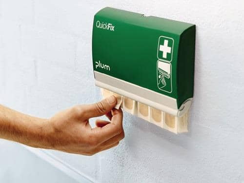 PLUM Pflasterspender QuickFix 1 B230xH135xT32ca.mm grün PLUM
