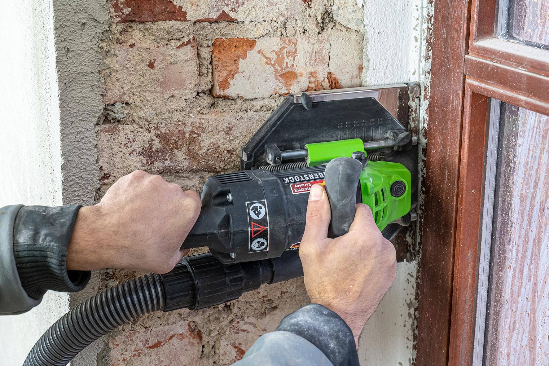EIBENSTOCK EFS 200 Fenster-Sanierungssäge