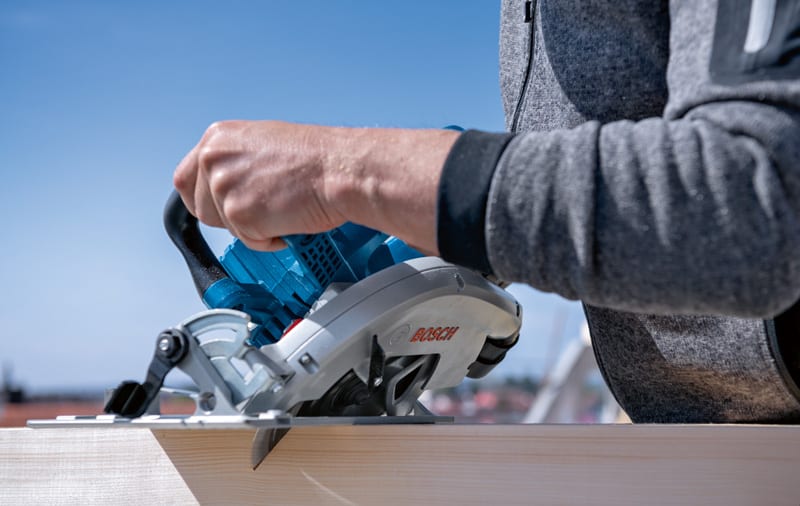 BOSCH Akku-Kreissäge GKS 18V-70 L, 2 x Akku ProCORE18V 5.5Ah
