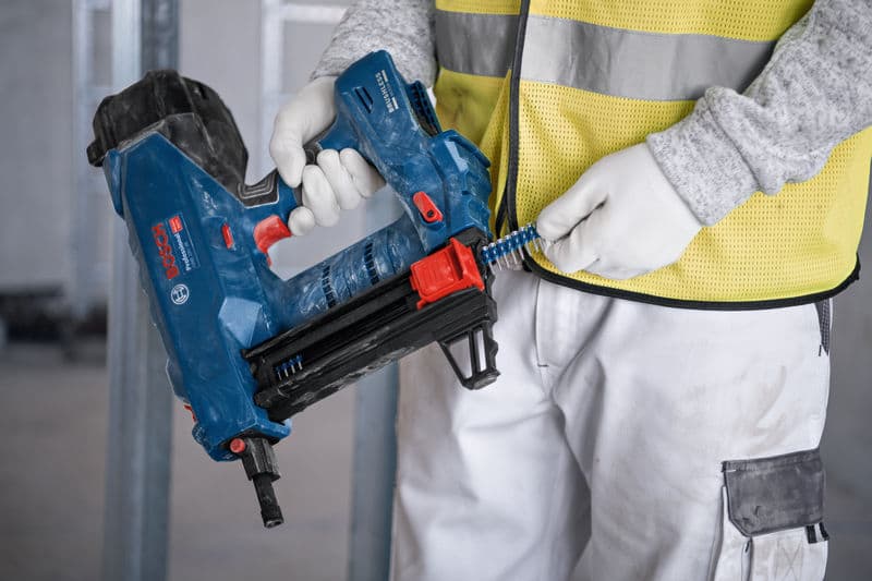 BOSCH Akku-Betonnagler GNB 18V-38